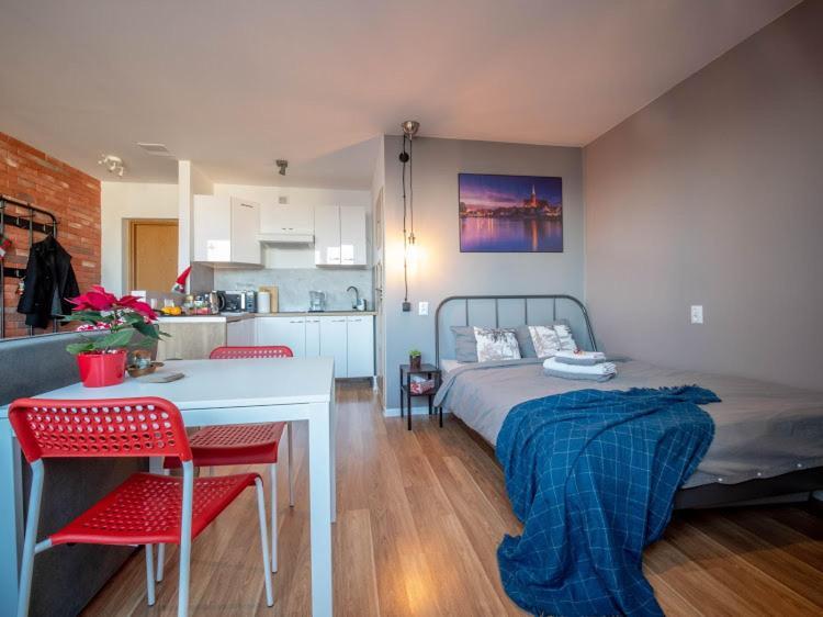 Modern Studio In The City Center Of Wroclaw! Bagian luar foto